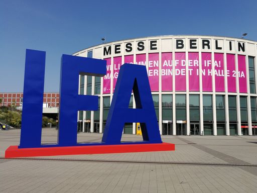 Eingang Messe Berlin IFA 2018. Weiterer Text über ots und
www.presseportal.de/nr/74271 / Die Verwendung dieses Bildes ist für
redaktionelle Zwecke honorarfrei. Veröffentlichung bitte unter
Quellenangabe: "obs/TVT.media GmbH"