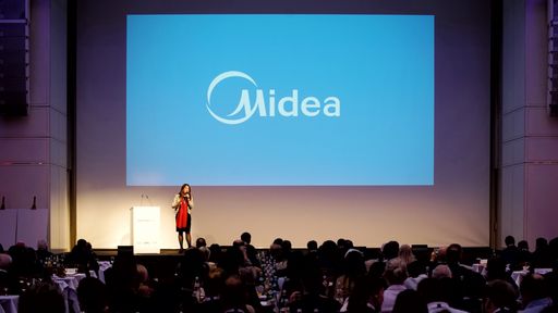 Vorschau Bild von Sophie Shao, Chief Marketing Officer von Midea International
Business, bei ihrer Rede. (c) DACHINA interchange Management GmbH.
Weiterer Text über ots und www.presseportal.de/nr/131727 / Die
Verwendung dieses Bildes ist für redaktionelle Zwecke honorarfrei.
Veröffentlichung bitte unter Quellenangabe: "obs/DACHINA
Markendialog/Taizhi Shao"