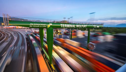  MIT MICROSOFT DYNAMICS CRM UND ORBIS AUSTRIA: KÜNZ
REALISIERT 360-GRAD-SICHT AUF VORGÄNGE ZUM KUNDEN