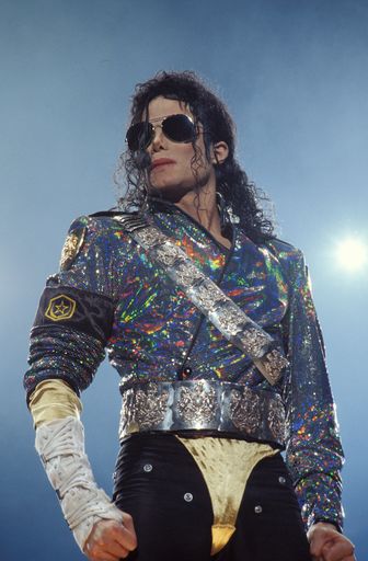 Frankreich - 16.9.1992: Michael Jackson während seines Konzerts
in Toulouse. Bildmotiv zu "Der letzte Tag von ... Michael Jackson"
(Copyright: Gilles BOUQUILLON/Gamma-Rapho via Getty Images, © A&E
Phoctocredit Mandatory, Editorial Use Only, NO archive, NO Resale).
Weiterer Text über ots und www.presseportal.de/nr/113947 /
