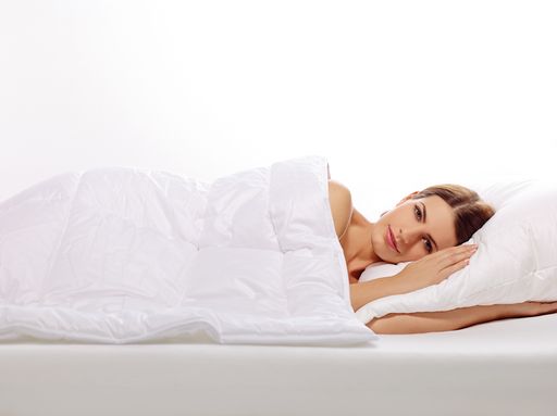 Vorschau Bild von Kuschelweiche Maisfaser-Bettdecke von HEFEL.
Speziell im Winter besonders angenehm.