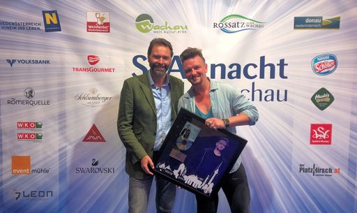  Cornelius Ballin überreicht die Goldauszeichnung an
Ben Zucker bei der Starnacht 2018