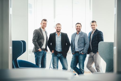 Vorschau Bild von Das Führungsteam des 360 Lab: Dominik Renner, Head
of PMO, Martin Trink, Head of Accelerator, Christian Vancea,
Managing Director und Felix Uitz, Head of Innovation (v.li.n.re.)