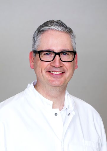 Vorschau Bild von Portraitfoto OA Dr. Frank Marschall