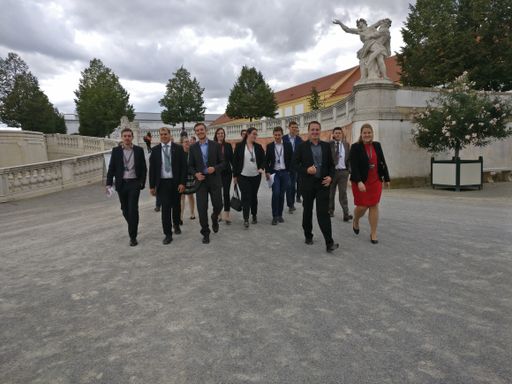 Vorschau Bild von Das ist der AgrarThinkTank evolution, bestehend aus
den agrarischen Jugendorganisationen Österreichs.