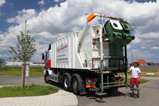 Vorschau Bild von Smarte Mülltonne gibt Bescheid, wann es Zeit für
die Abholung ist.