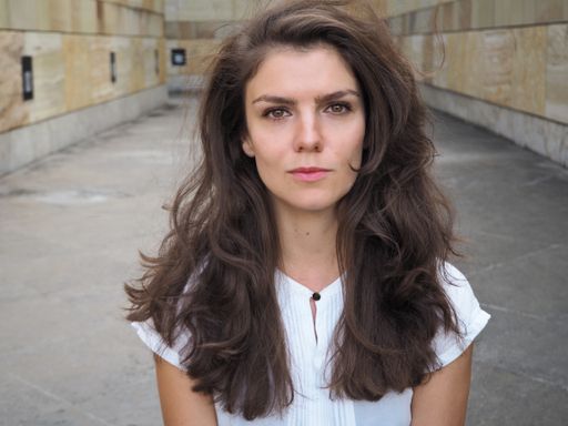 Die Opernregisseurin und Dramaturgin Anika Rutkofsky wurde als
Stipendiatin 2018-2020 für die "Akademie Musiktheater heute" der
Deutsche Bank Stiftung ausgewählt. Weiterer Text über ots und
www.presseportal.de/nr/131895 / Die Verwendung dieses Bildes ist für
redaktionelle Zwecke honorarfrei. Veröffentlichung bitte unter
Quellenangabe: "obs/Deutsche Bank Stiftung/Björn Stumpf"