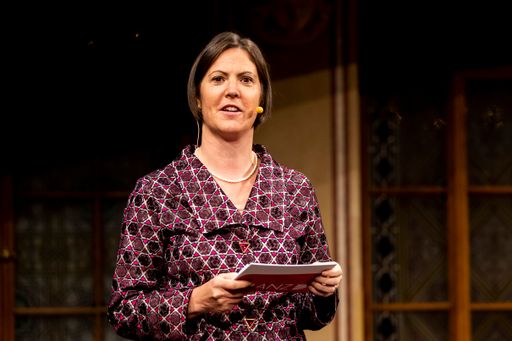 Vorschau Bild von Susanne Stein-Pressl, geschäftsführende
Gesellschafterin, stellte den neuen Slogan vor: „Wir digitalisieren
Recht“