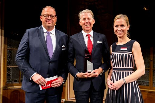 Vorschau Bild von Wolfgang Zankl (Universität Wien) freute sich über
den Preis „Rechtsakademie 2018“