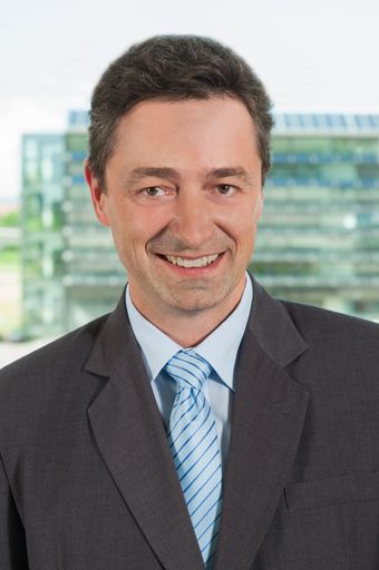Dr. Christian Chimani, Head of AIT Center for
Low-Emission Transport und LKR-Geschäftsführer