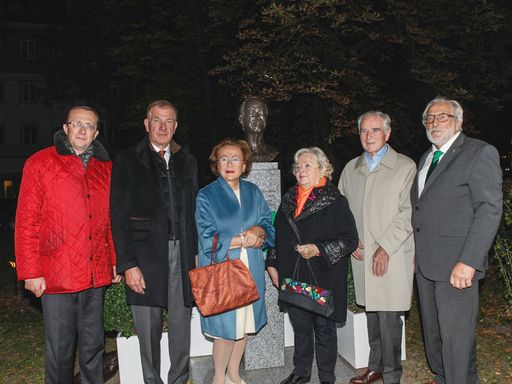 Enthüllung der Büste vom österreichischen
Erfolgsunternehmer Rudolf Leiner