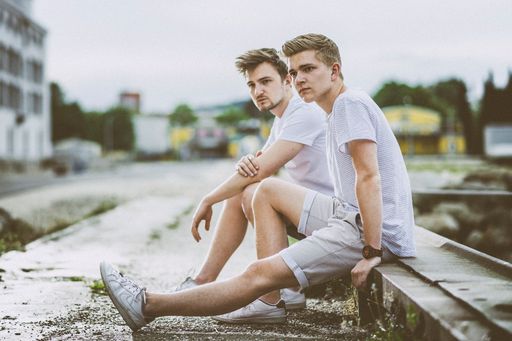 Vorschau Bild von Zweikanalton Pressebild 2018 zu "Ohne dich kann das kein Sommer
sein"