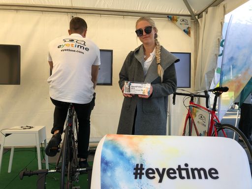  Bike Challenge Champion Maria Schwarzl, freut sich
über Tickets für die myWorld Moto GP 2019 in Spielberg