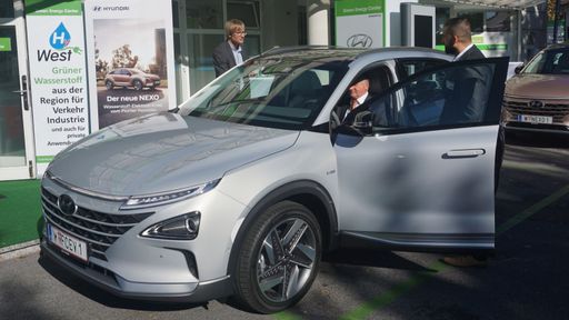 Vorschau Bild von „Der Hyundai NEXO FCEV ist das Königsprodukt der
Wasserstofftechnologie und definiert auch ein völlig neues
Mobilitätsdienstleistungsniveau“ (Zit. E. Fleischhacker)