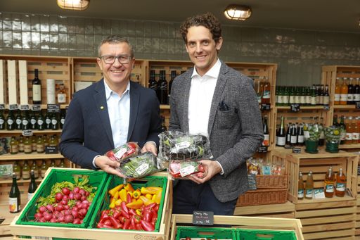 Staffelübergabe bei LGV-Frischgemüse: Josef Peck
neuer Alleinvorstand