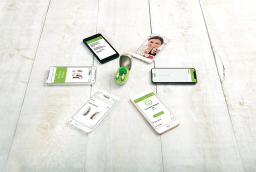 Vorschau Bild von Phonak Audéo M apps Weiterer Text über ots und
www.presseportal.ch/de/nr/100001676 / Die Verwendung dieses Bildes
ist für redaktionelle Zwecke honorarfrei. Veröffentlichung bitte
unter Quellenangabe: "obs/Phonak AG/NELSON MOUELLIC"