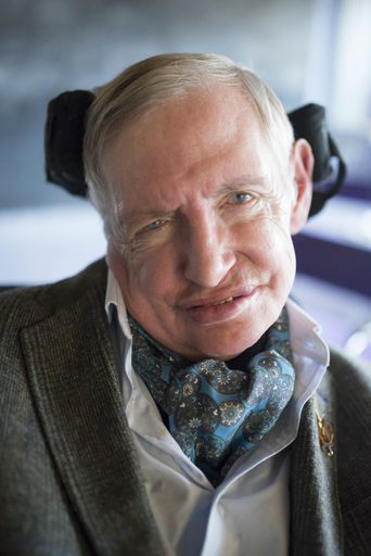 Stephen Hawking Autorenfoto. "Kurze Antworten auf
große Fragen", erschienen im Klett-Cotta-Verlag.