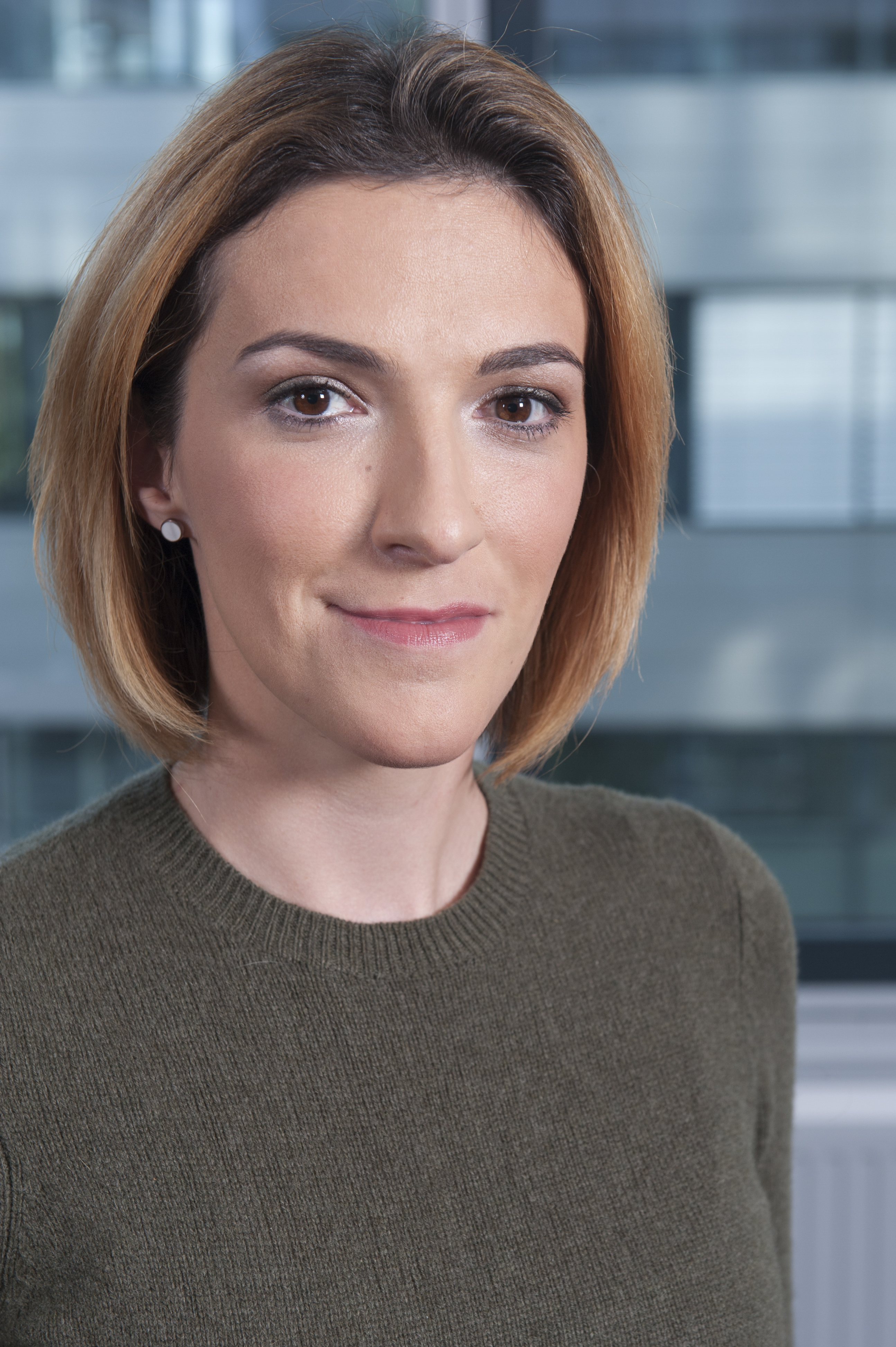 Najla Ramic Frauenpower bei NAVAX: Lejla Ramic verstärkt Vertriebsteam