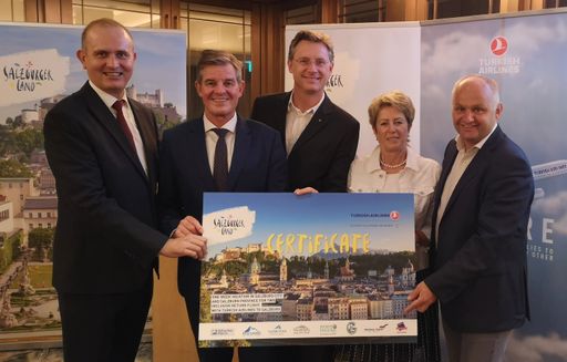  Hochrangige Vertreter der Salzburger
Tourismusbranche in Singapur