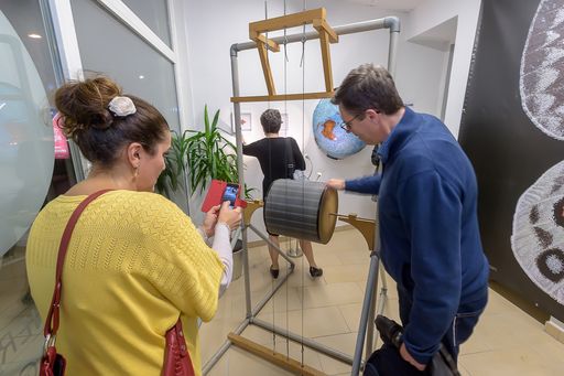 Vorschau Bild von Im Wissens°raum werden Wissenschaft und Technik spielerisch
erlebbar.