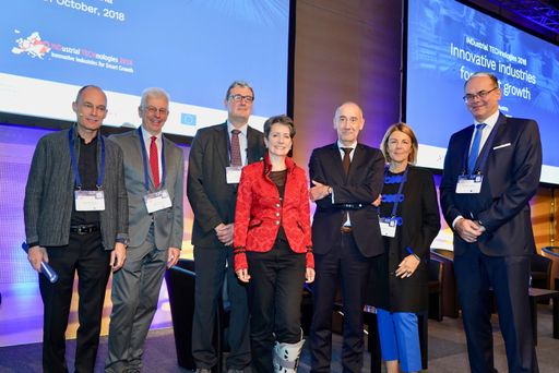 Gruppenfoto bei "INDustrial TECHnologies 2018"
