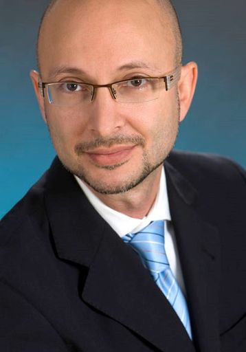Niv Graf, Bereichsleiter Service Delivery
Management International. In seiner neuen Funktion wird er sowohl
für das Produktmanagement, als auch für das Release- und Project
Management verantwortlich zeichnen.