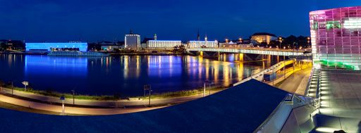 Vorschau Bild von Linz-Ansicht an der Donau mit den Ars Electronica
Center und dem Lentos Kunstmuseum