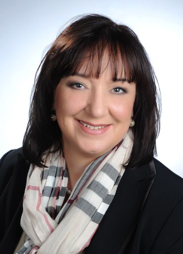  Vera Vogelmann, dekoster Geschäftsleiterin Deutschland und Area
Field Managerin Österreich
