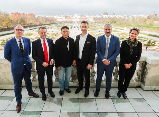 Kulturminister Blümel empfängt Advisory Mission von UNESCO und
ICOMOS in Wien