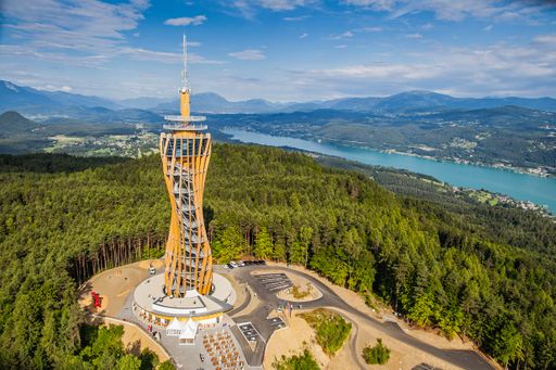 Vorschau Bild von Der Aussichtsturm Pyramidenkogel der Gemeinde
Keutschach am See wurde mit dem Lebenszyklus-Award 2018
ausgezeichnet. (Credit: Kärnten Werbung/Tine Steinthaler)