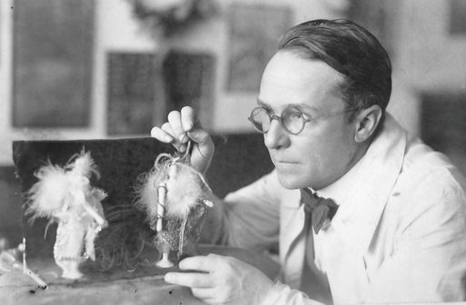 Vorschau Bild von Portraet Emil Pirchan im Atelier in Prag, ca. 1933