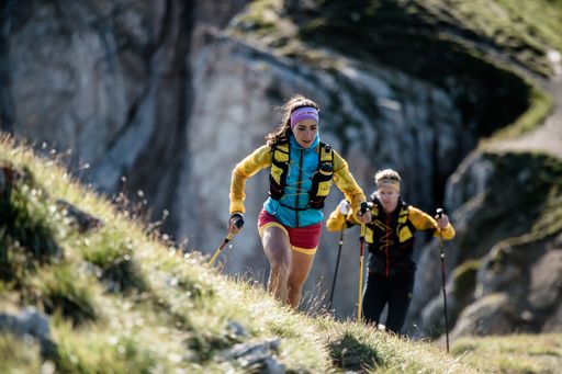 Vorschau Bild von Insgesamt werden beim 31. SPORT 2000 Traunsee
Bergmarathon 70 Kilometer und 4.500 Höhenmeter am Stück
zurückgelegt.