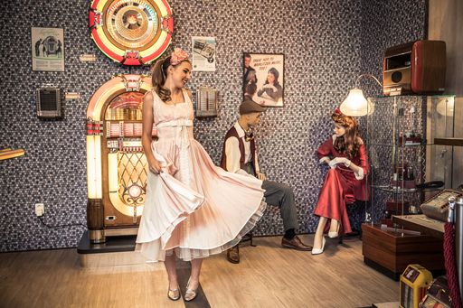 Vorschau Bild von WURLITZER Model 1015 -Bj.1946 für 78iger Schellacks- der
meistgebaute Wurlitzer mit dem Bubble Effekt