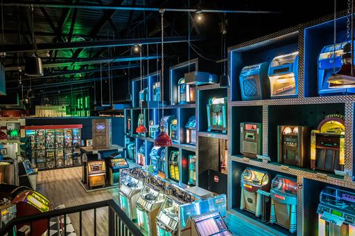 Vorschau Bild von weltweit einziger Setzkasten für Jukeboxen im Sektor 4 des
Terratechnica