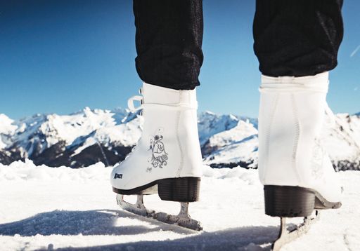 Geht es nach Martin Schobert von Alpine Ice, werden
bald erste Gäste ihre Schlittschuhe in luftiger Höhe anziehen. Am
19.1. wird diese Idee und viele weitere Trends am
Sport.Tourismus.Forum vorgestellt.