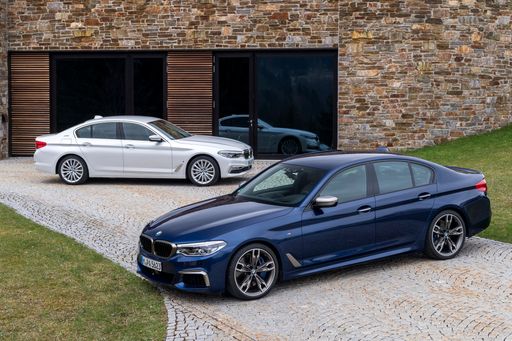 Vorschau Bild von BMW auch 2018 wieder erfolgreichste Premiummarke in
Österreich.BILD zu OTS - BMW M550i xDrive and BMW 530e iPerformance