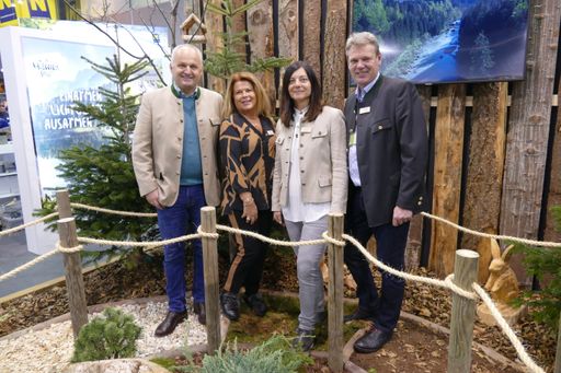 Vorschau Bild von Vertreter der Ferienregion Nationalpark Hohe Tauern bei der
Ferienmesse Wien.