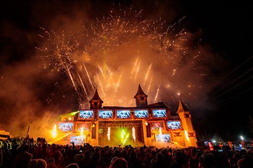 SOUND & SNOW GASTEIN MEGA-Auftakt mit Andrea Berg & 7.000
begeisterten Fans