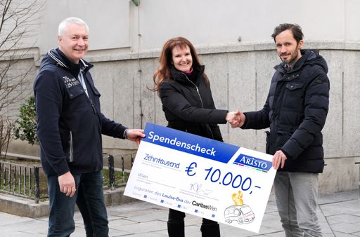  Spendenscheck-Übergabe für den Louisebus der
Caritas Wien