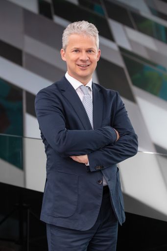  Dipl.-Ing. Dr. Andreas Grassauer