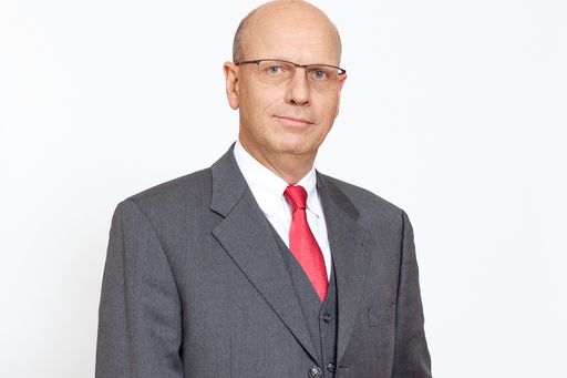  Richard Fruhwürth ist als neues Mitglied des
Vorstands für die Entwicklung der Donau Chemie mitverantwortlich.