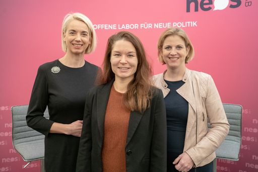 Seit fünf Jahren lädt die Bildungsakademie Bürger_innen zum
offenen politischen Diskurs
