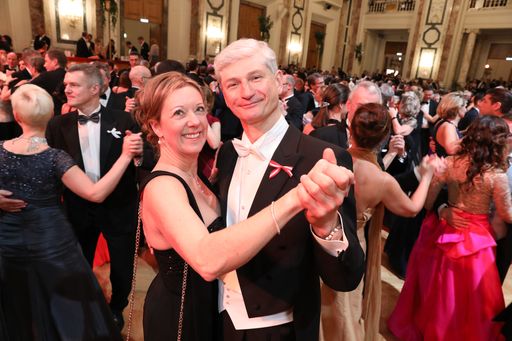 Vorschau Bild von Karl Pisec, Ballobmann des Ehrenkomitees beim Tanz
