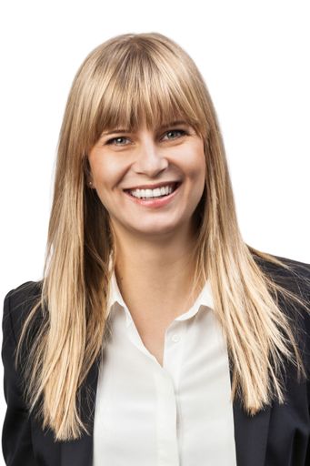 Vorschau Bild von Diana Arjoca, Mitglied des Value Creation in Deals
Leadership Teams der PwC Europe