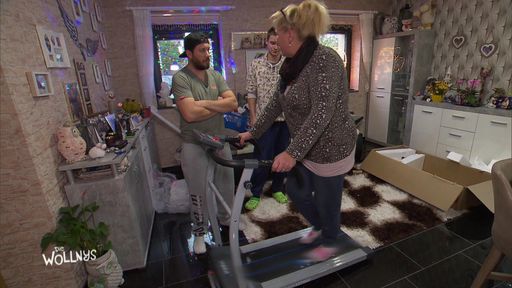 Vorschau Bild von Für den Fall, dass Harald bald aus dem Krankenhaus entlassen
wird, möchte Silvia Zuhause alles perfekt vorbereiten. Neben einer
Ernährungsumstellung für die ganze Familie steht auch ein
Bewegungsprogramm auf ihrem Plan. "Die Wollnys - Eine schrecklich
große Familie!": Neue Folge am Mittwoch um 20:15 Uhr bei RTL II. ©
RTL II - Recht zum Abdruck/Darstellung zeitlich/sachlich beschränkt
auf die Bewerbung der Sendung. Weiterer Text über ots und
www.presseportal.de/nr/6605