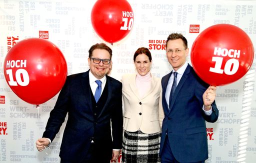 Die Oberösterreichische BezirksRundschau feiert ihren 10.
Geburtstag mit einer großen Leserkampagne