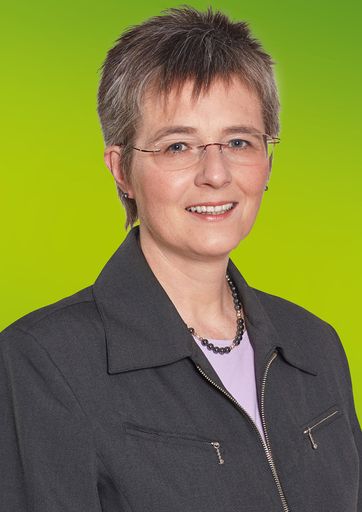 Vorschau Bild von Kompetenz: Grüne Energiepolitikerin kandidiert für
die EU-Wahl. Im Bild: Bettina Bergauer