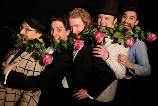 Vorschau Bild von Darsteller des Ensembles Oper@Tee in "Diie Rose des
Kaisers" von Paul Hertel