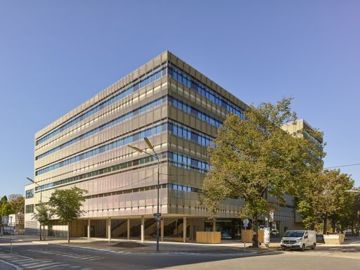 Neues Fakultätsgebäude für Medizin und Rechtswissenschaften der
Sigmund Freud PrivatUniversität am Freudplatz 3 in Wien.