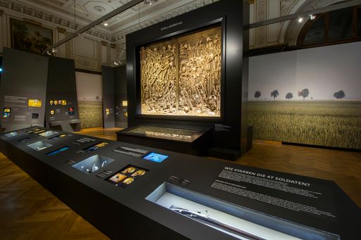  Ausstellungsansicht "Krieg"